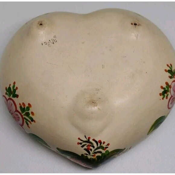 Vtg Floral Heart-Shaped Ceramic Trinket Box Artist Signed Hand-Painted Ceramic - Picture 13 of 14